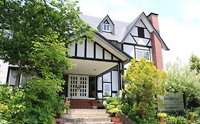 Petit Hotel Enchante